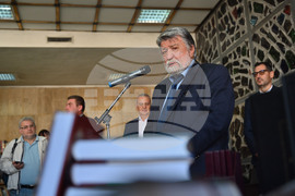 Пловдив - библиотека - дарение