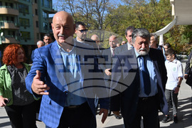 Пловдив - библиотека - дарение