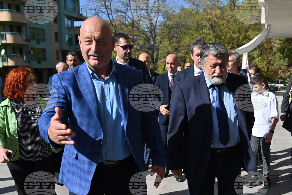 Пловдив - библиотека - дарение