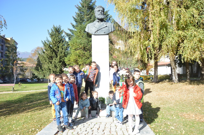 Денят на народните будители бе отбелязан в гр. Гоце Делчев