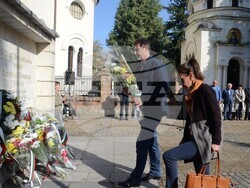 С празнично шествие и тържествена церемония Община Видин почете Деня на народните будители