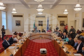 Парламент - БСП - Иван Гешев - среща