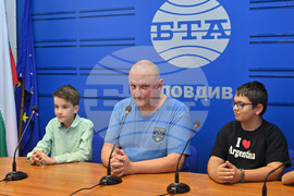 Пловдив - Национален пресклуб на БТА - деца-репортери - пресконференция