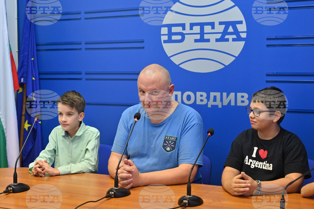 Пловдив - Национален пресклуб на БТА - деца-репортери - пресконференция