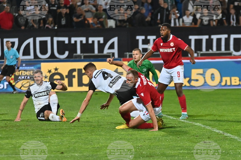 Пловдив - футбол - Локомотив (Пловдив) - ЦСКА (София)