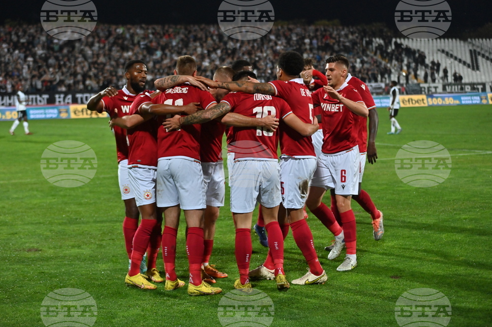 Пловдив - футбол - Локомотив (Пловдив) - ЦСКА (София)