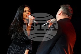 Пеещи артисти - НДК - концерт