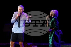 Пеещи артисти - НДК - концерт