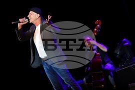 Пеещи артисти - НДК - концерт