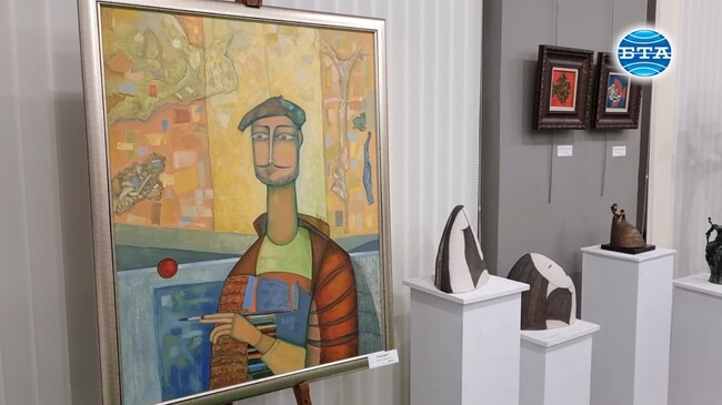 Есенен салон с творби на над 40 автори от страната подреди арт-галерия „Стойчев“ в Ямбол