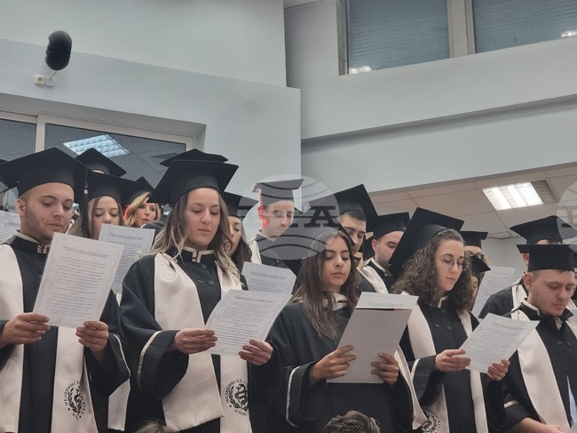  Плевен - Медицински университет - дипломиране