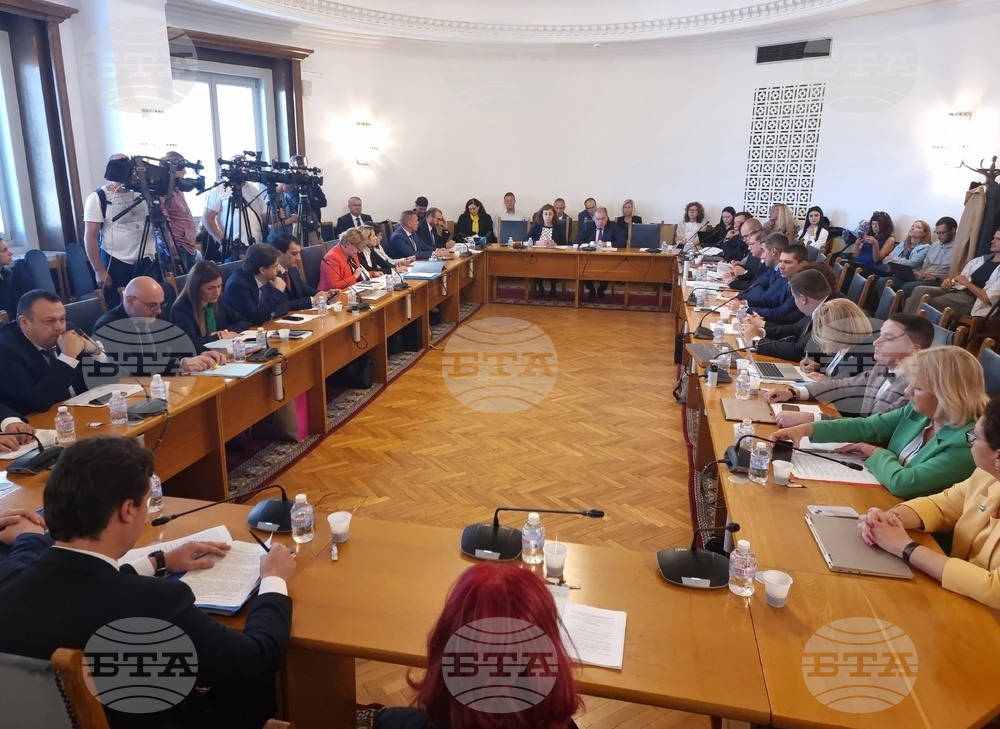 Парламент - Комисия по правни въпроси - заседание