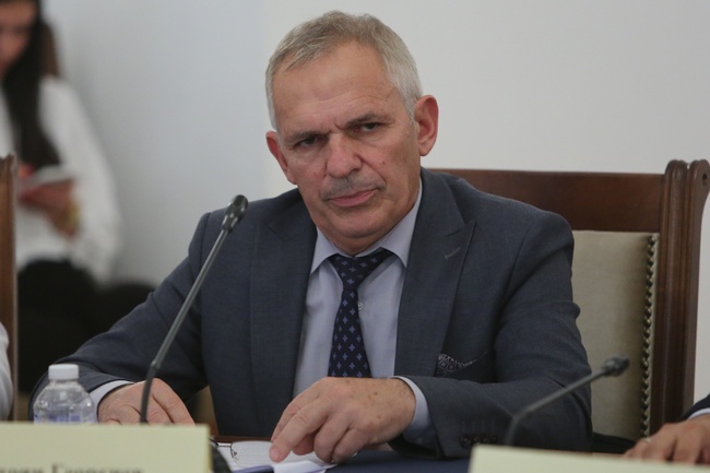 Депутатът от „Продължаваме Промяната – Демократична България“ Стоян Георгиев вече не е част от "Продължаваме промяната"