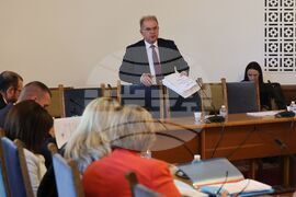 Парламент - Комисия по правни въпроси - заседание - Радомир Чолаков