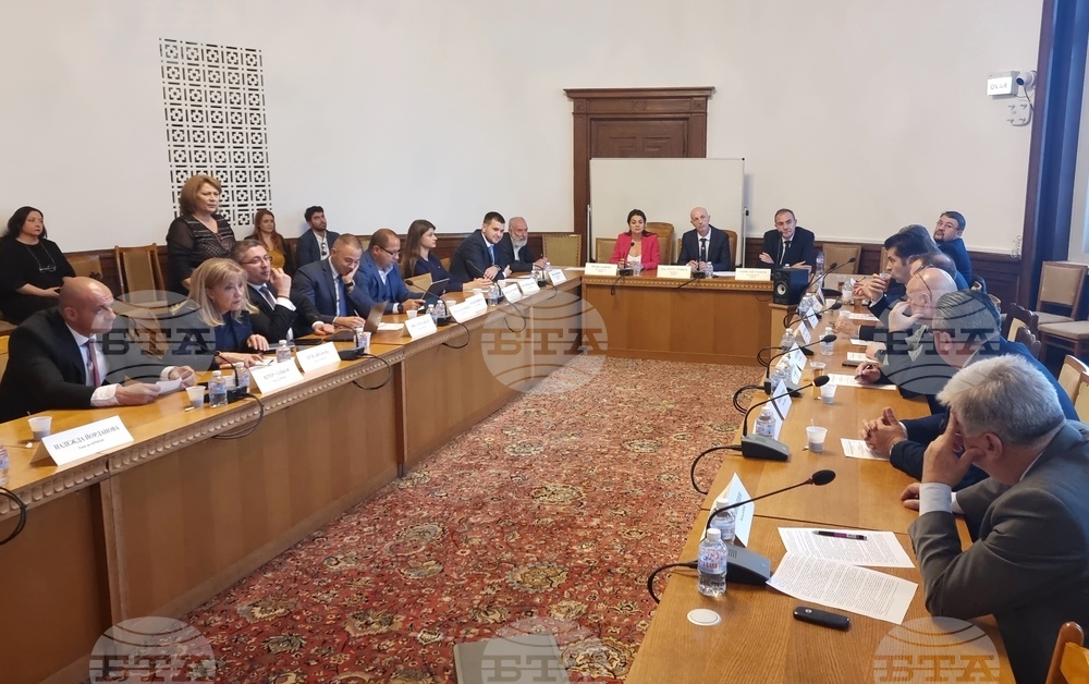 Парламент - Комисия по регионална политика, благоустройство и местно самоуправление - заседание