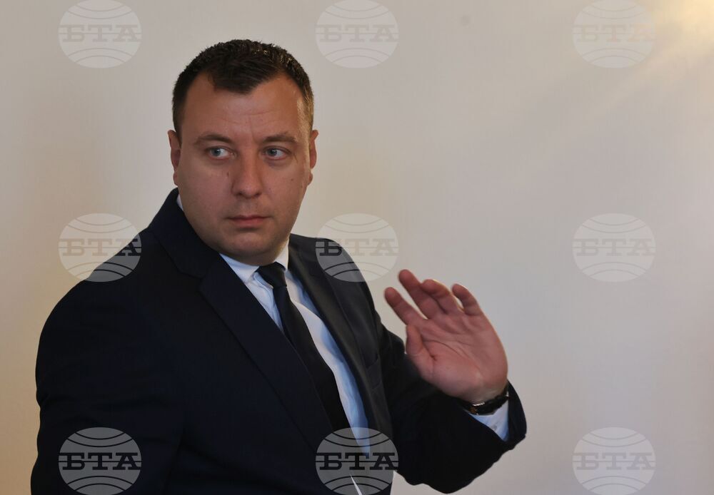 Парламент - Комисия по правни въпроси - заседание - Петър Петров
