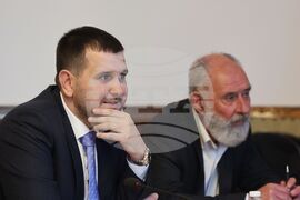 Парламент - Комисия по регионална политика, благоустройство и местно самоуправление - заседание