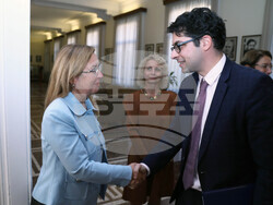 Снимка: Икономически и социален съвет на Република България - ИСС представи пред вицепремиерът Пеканов становището си за готовността на българските предприятия да осъществяват успешно климатично неутрална трансформация