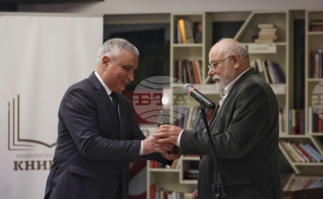 Литературни награди „Перото"