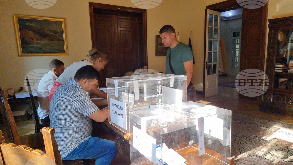 Румъния - Букурещ - българи - избори - гласуване