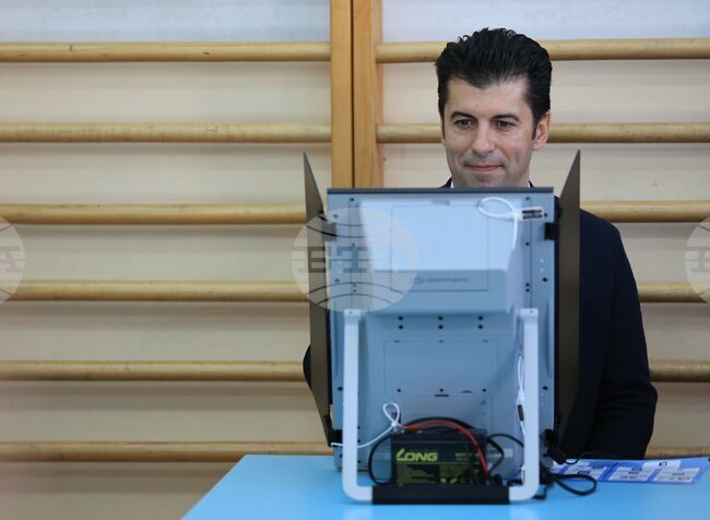 Избори за Европейски парламент и Народно събрание - Кирил Петков - гласуване