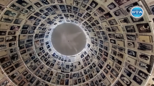 Участниците в организираната от БТА медийна среща посетиха възпоменателния център „Яд Вашем“ 