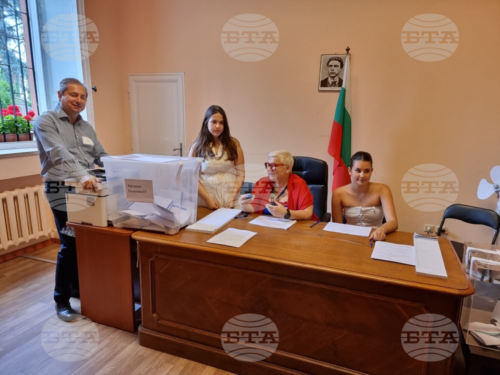 Италия - Рим - избори за Народно събрание и за Европейски парламент - гласуване на българи