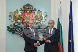 Румен Радев - отличия - връчване