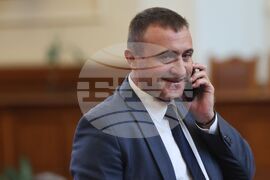 Парламент - заседание