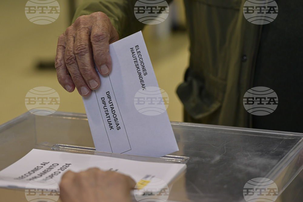 Испанската управляващата партия загуби на регионални избори, крайната десница подобри резултата си