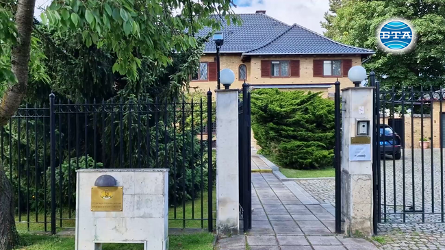 Четиресет и един българи са гласували на европейските избори в посолството на България в Дания до 11 ч. местно време