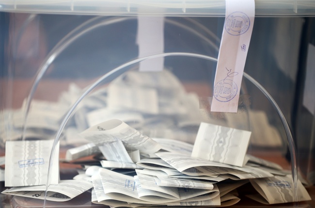 При обработени 11,16 % СИК протоколи в РИК за изборите за Европейски парламент води ГЕРБ-СДС с 23,60 %, втори и трети са Възраждане и ПП-ДБ с по 14,16 %