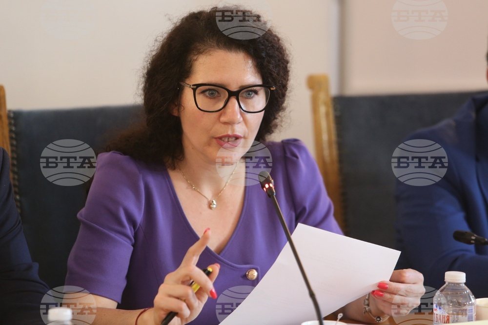НС - Комисия по електронно управление и информационни технологии - заседание