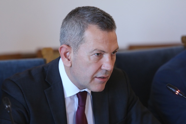 Трябва да се направи регистрова реформа за разгръщане на потенциала на електронното управление, заяви министър Георги Тодоров