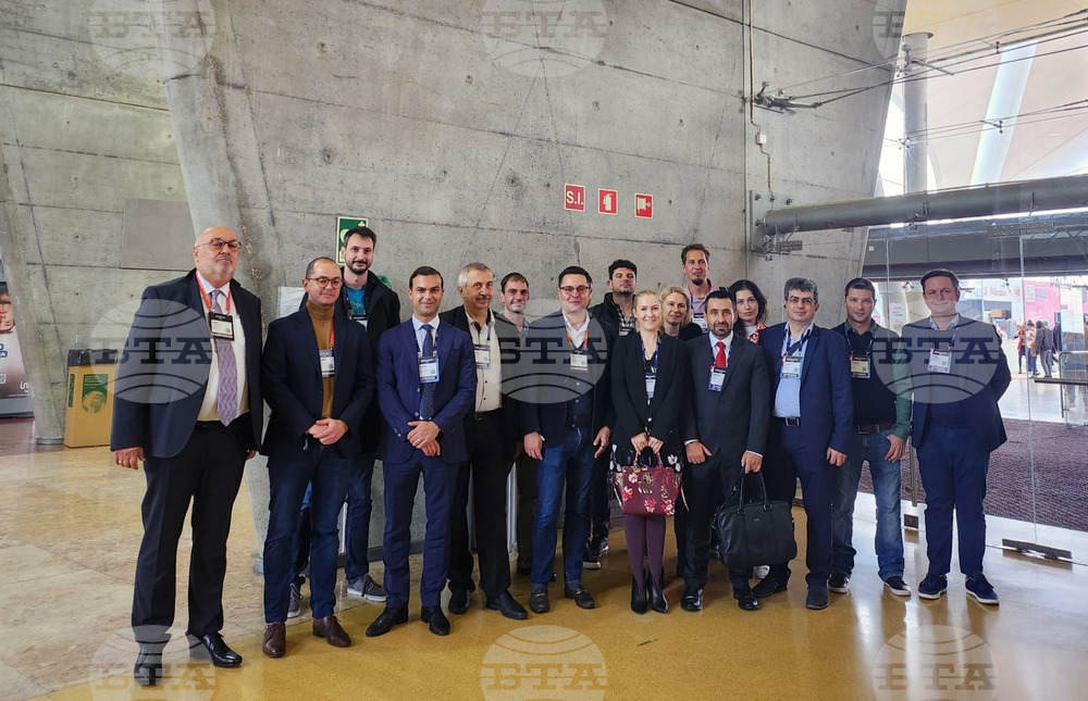 Innovation Minister, SMEs Promotion Agency Meet Leading Bulgarian Tech Companies at Lisbon Web Summit