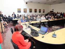 Легендарният гимнастик Йордан Йовчев разказа за успехите си пред студенти и преподаватели в ЮЗУ „Неофит Рилски“ 