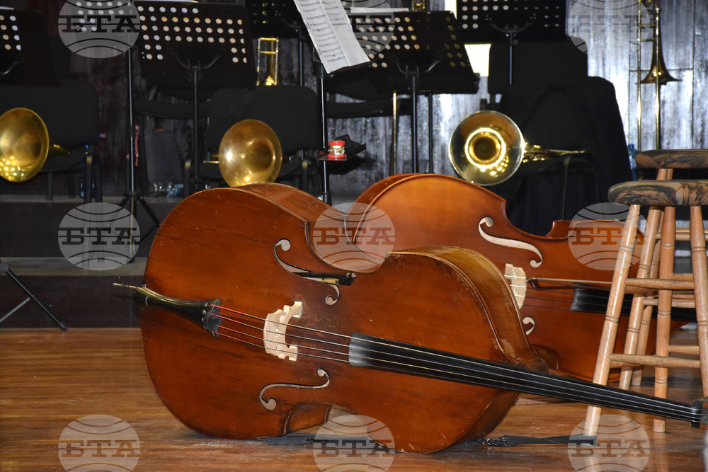 Концерт на българската цигуларка Десислава Стоянова и полския пианист Мачей Ширнер ще се състои на 12 октомври в Тюбинген