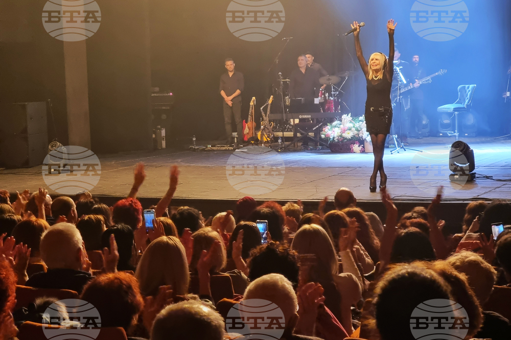 Ловеч - Лили Иванова - концерт