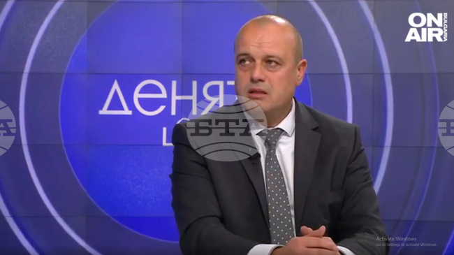 Христо Проданов: Даване на оръжие налива масло в огъня на войната