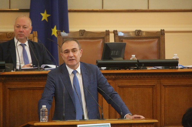 Борислав Гуцанов: „Възраждане“ ги нямаше като партия, когато ние гласувахме против F-16