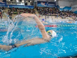 Весела Лечева поздрави стотици млади плувци, които участваха в турнира „Замората“