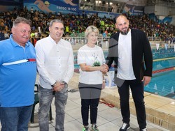 Весела Лечева поздрави стотици млади плувци, които участваха в турнира „Замората“