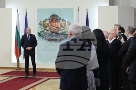 Румен Радев - удостояване с държавни отличия - церемония