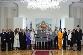 Румен Радев - удостояване с държавни отличия - церемония