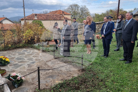 Република Северна Македония - Илияна Йотов - българско военно гробище - посещение