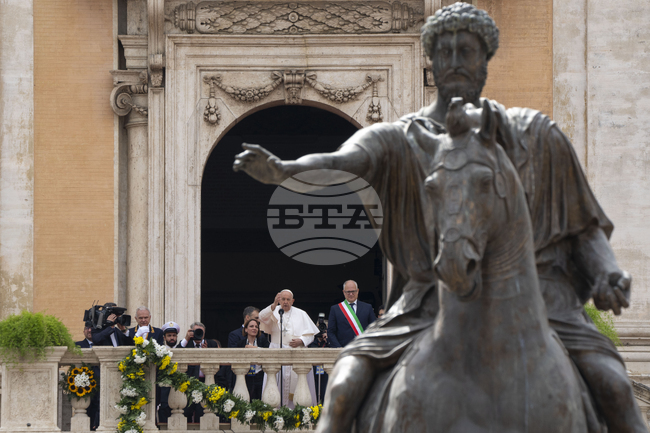 Колоната на Марк Аврелий в Рим ще бъде почистена с помощта на лазерна техника