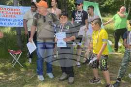 Село Ярловци - ученици - риболов - обучение