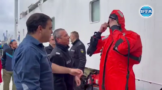 Участниците в предстоящата 31-ва Българска антарктическа експедиция проведоха тренировка на пристанище Варна 