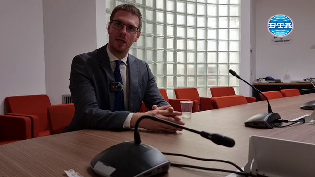 Със сигурност от този вот Мелони излиза по-силна, казва в интервю за БТА Федерико Кастилиони от италианския Институт за международни дела