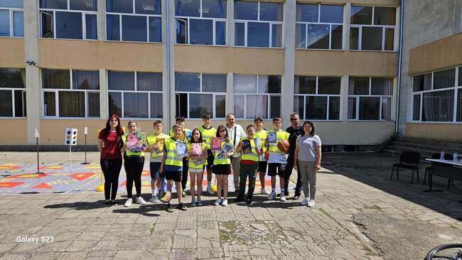 ОДМВР – Разград: Заключително занятие по инициативата „Ваканция здравей! Да играем безопасно!“ 